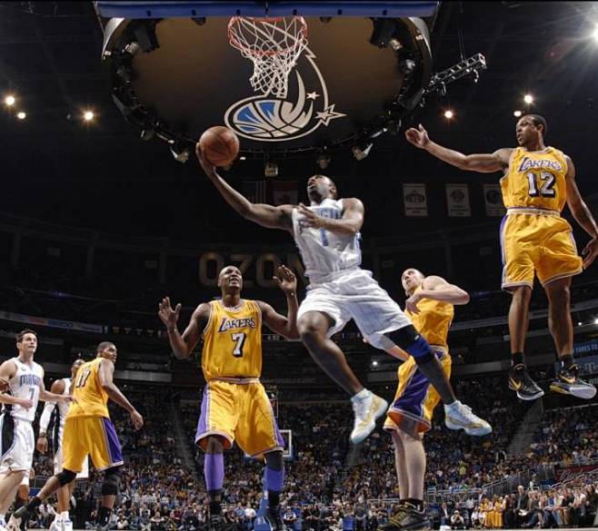 是阿尔瓦罗 是阿尔瓦罗